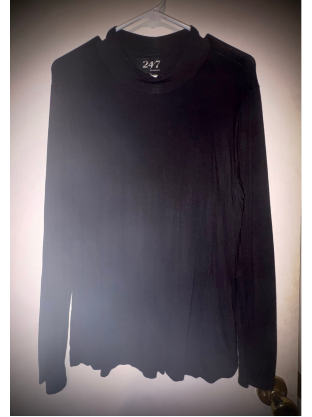 Women's 24/7 by maurices Long Sleeve Black Tee Size L